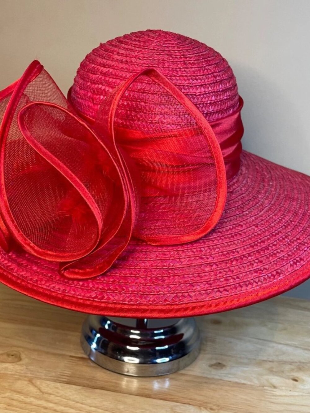 Women’s Candy Apple Red Wide Brim Straw Hat Mesh Floral Bow Feather Church Derby